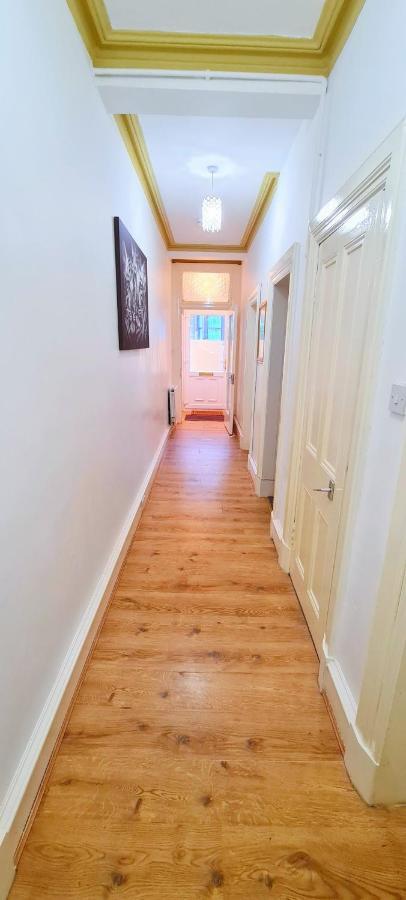 Luxury Five Bedroom Deluxe Duplex I Centre I Fully Equipped I Fountainpark Appartement *